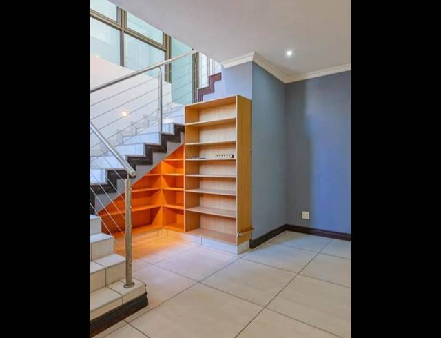 4 BEDROOM HOUSE FOR SALE IN OLYMPUS COUNTRY ESTATE